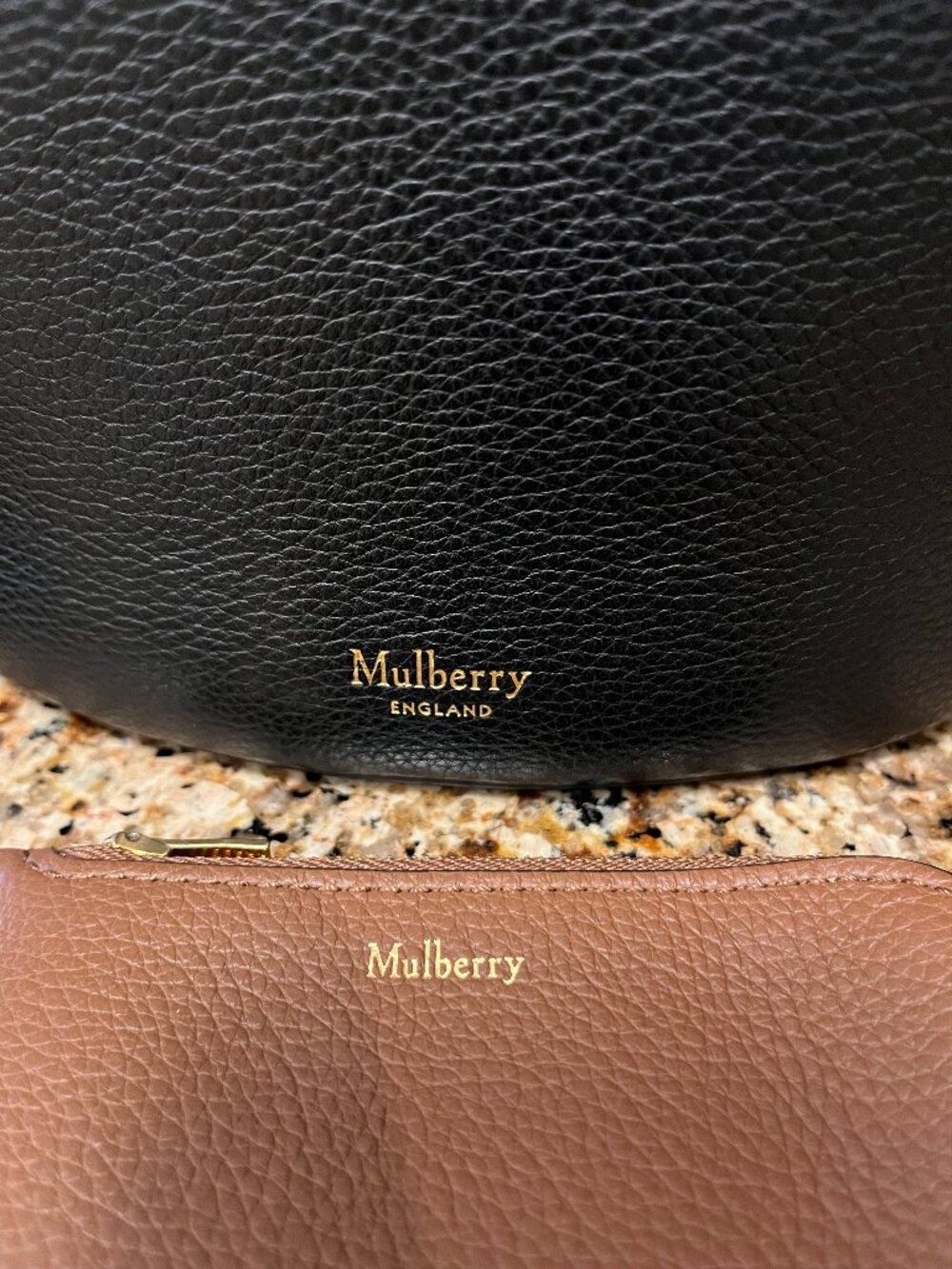 Mulberry Abbey cross-body leather bucket bag - Authentic - Picture 7 of 17